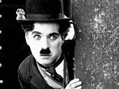 16 Nisan 1889 sinemanın yaratıcılarından, komedyen, yazar, besteci, film yönetmeni ve yapımcı Charles Chaplin doğdu